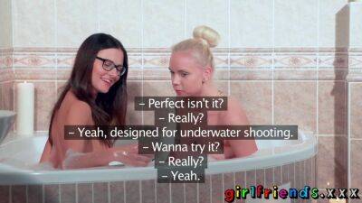 Girlfriends Bathroom lesbian pussy licking with underwater - sexu.com