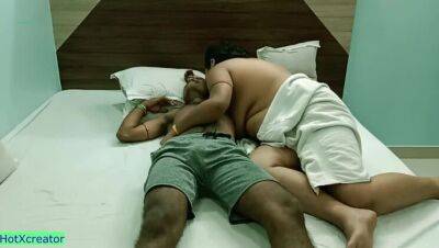 Indian hot bhabhi full satisfaction sex at morning !! Taboo love sex - veryfreeporn.com - India