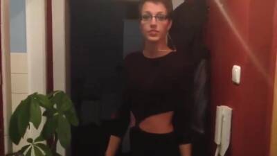 Woman with short hair and glasses is in the mood to suck dick and have anal sex - sunporno.com