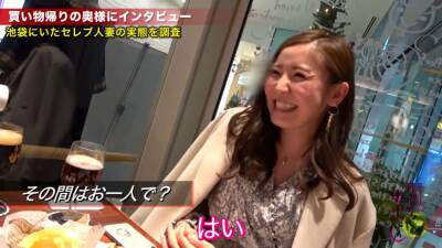 At the end, in the back of the wife's beautiful vagina - txxx.com - Japan