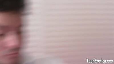 Ginger Fox In Pretty Girl Anal - upornia.com