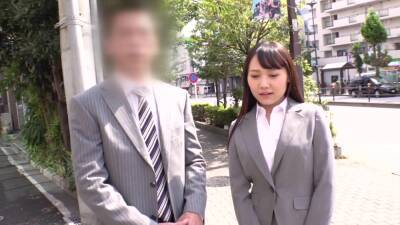 新卒OLがおじさん上司と裸の付き合いしちゃう混浴＆なし崩し生ハメSEX - txxx.com - Japan