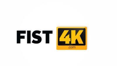 FIST4K. Guy releases his anger by thrusting fist into gf - nvdvid.com
