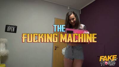 Fucking machine pumps horny young Russian babe up the ass - sexu.com - Russia