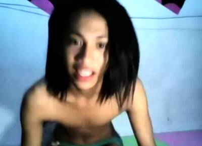 Amazing filipino ladyboy flashing on cam - nvdvid.com - Philippines