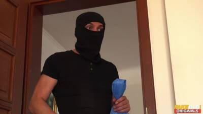 Anya Krey - Buggered Burglary - porntry.com