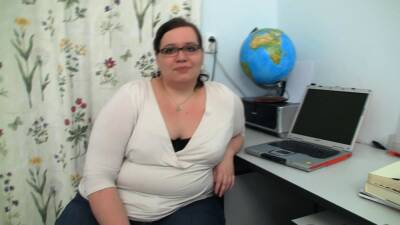 Big belly teacher seduces student for money - drtuber.com