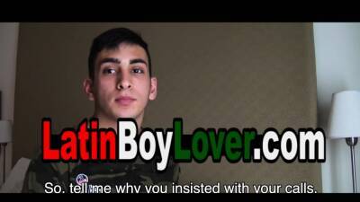 Amateur gay latin teen begged for a fuck - drtuber.com