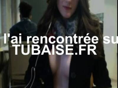 Elle me montre ses seins sur snap en plein cours - drtuber.com - France