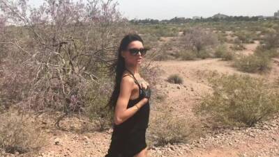 Kimber Veils gets naked in public at arizona park - porntry.com