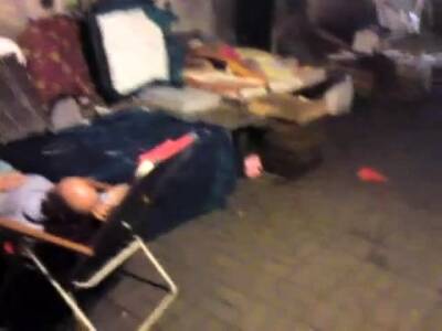 Str8 spy and touching a homeless - nvdvid.com
