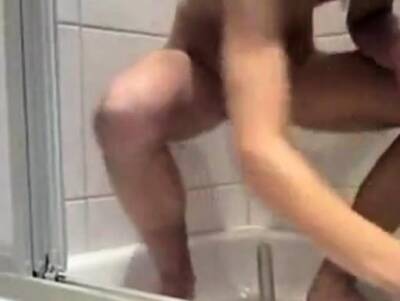 Hot Boy Playing In The Shower - icpvid.com