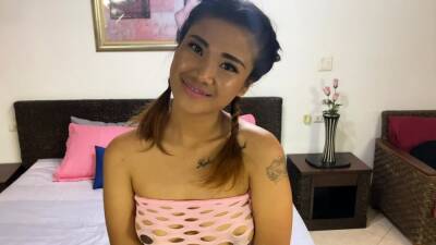 Eighteen year old Filipina gets filled up with semen - nvdvid.com