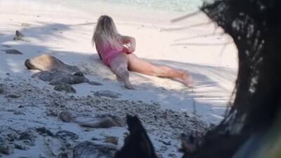 Sex On The Beach - Amateur Nudist Voyeur - voyeurhit.com