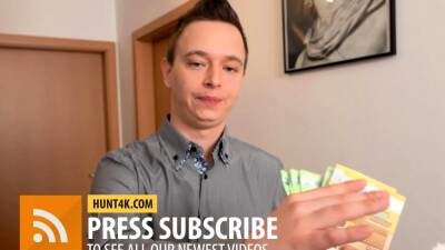HUNT4K. Flapper greedily sucks and makes it vaginally - nvdvid.com - Russia