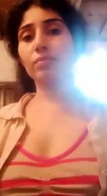 Paki wife showing boobs part 6 - drtuber.com