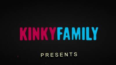 Kinky Family - Getting To Know His Horny Step-Sister - drtuber.com