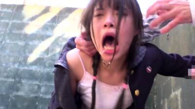 Shirakawa Yuzu Ambushed Outdoors Deep Throat - drtuber.com - Japan