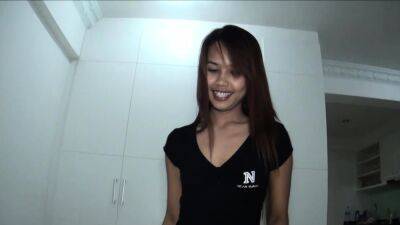 Amateur Thai teen cutie blowjob and fuck - drtuber.com - Thailand