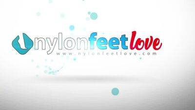 Petra Feet close up nylon shoeplay - drtuber.com
