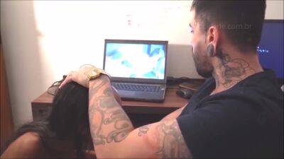 Assistindo Gozar No Macho With Carol Fênix - upornia.com