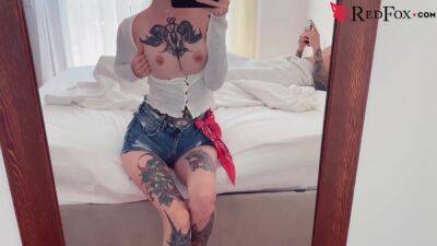 Tattoed Girl - Admires Her Beautiful Body In Mirror And Deepthroat - upornia.com