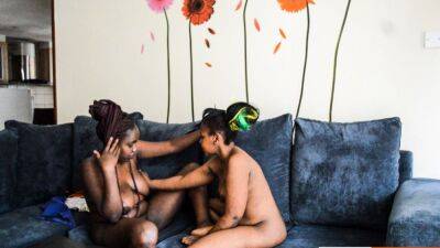 Kenyan neighbours fire up couch lesbian sex - drtuber.com - Kenya