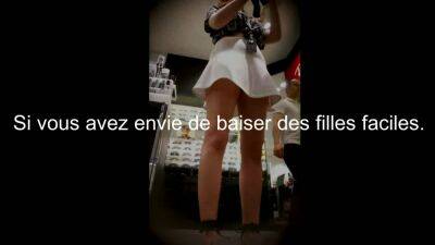 Une femme porte une jupe courte et est filmee en secret - drtuber.com - France