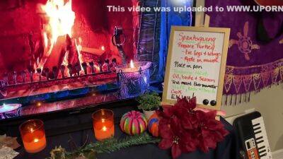 How To Stuff A Spanksgiving Turkey! - upornia.com - Turkey