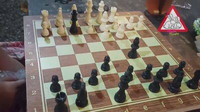 Na Four Moves Checkmate Sa Chess Si Pinay Hottie Nagpakantot - hclips.com
