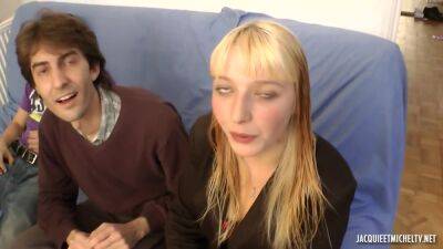 De Ja - Armelle - Armelle, 18ans Et Cochonne ! - hclips.com