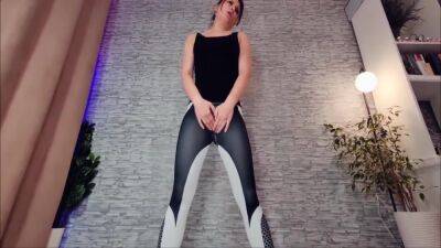 Some Sport And Then A Dildo In The Pussy 6 Min - hclips.com