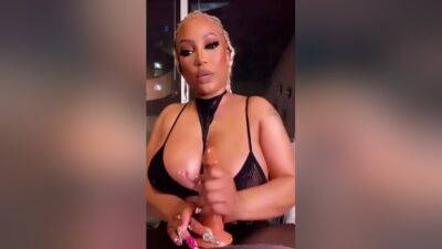 Boobz & Feet Play - hclips.com