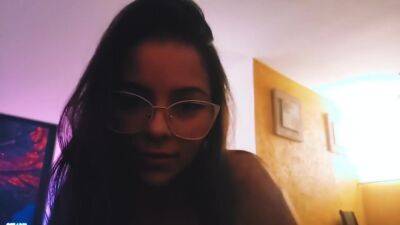 Putting Her To Suck Everything!!!!!!! She Swallows It The End!!! - hclips.com