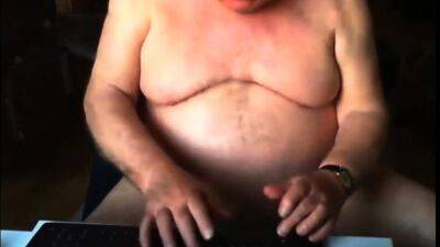 grandpa stroke on webcam - drtuber.com