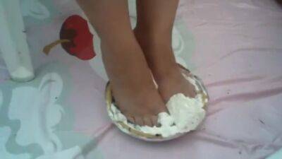 Messy Footsie Trainer #1 - upornia.com