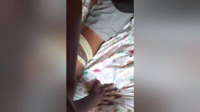 Hitting It While She On The Phone - hclips.com