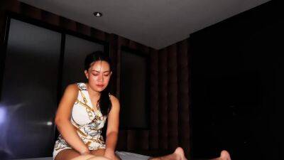 Asian teen massaging and sucking a BWC - drtuber.com - Thailand