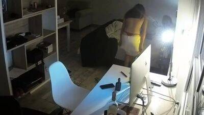 Amateur Hidden Cams Reveal Cock Riding Hoes - drtuber.com