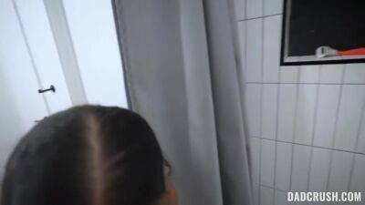 Stepdaughter Healing Horniness - hclips.com