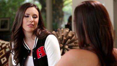 Casey Calvert - Kendra Lust - My Moms Best Friend [h - Vicky Summers, Casey Calvert And Casey I - upornia