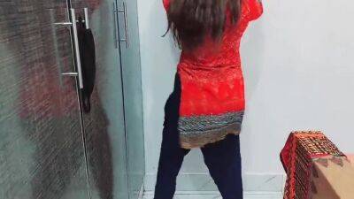 Indian Bhabhi Does Striptease And Nude Dance, Ass Twerking, Shaking Boobs - upornia.com - India