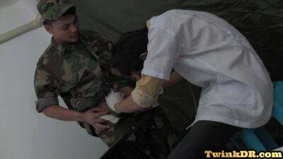 Slim Asia medic breeds soldier after bj - drtuber.com