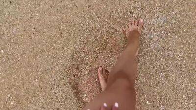 Hot Blonde Girl Decides To Play With Herself On The Beach. Pussy Fingering And Squirt - hclips.com
