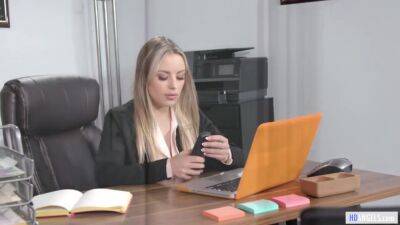 Lesbian Office Sex With Hot Colleagues And - Cl O, Anna Claire And Penelope Kay - hclips.com