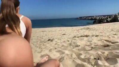 Scopo Mia Moglie In Spiaggia - upornia.com