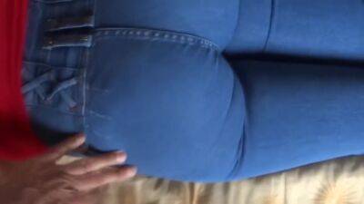 I Caress The Stepmothers Ass While She Rests She Gets Excited And We End Up Masturbating - hclips.com