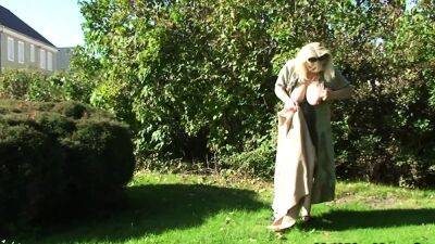 Old mother riding his cheating dick outdoor - drtuber.com - Czech Republic