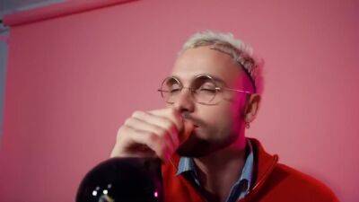 Lola Bellucci - Oh Cquon Va Smettre - Bastos Ft. Clea Gauthier With Lola Bellucci - hclips.com