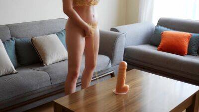 Beauty With A Slender Body Covered With Oil Brings Herself To Squirt With A Huge Dildo - hclips.com